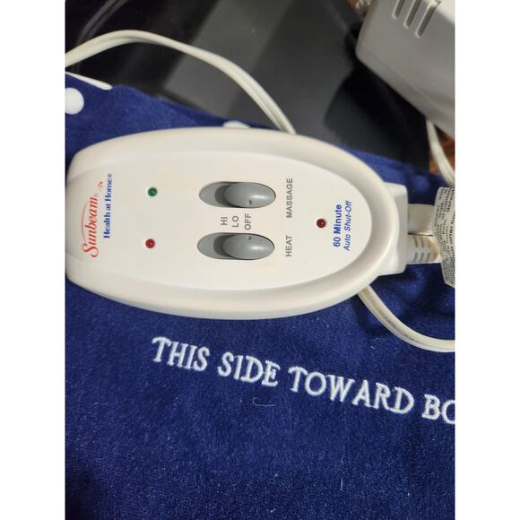 Sunbeam Heating Pad - Picture 2 of 4